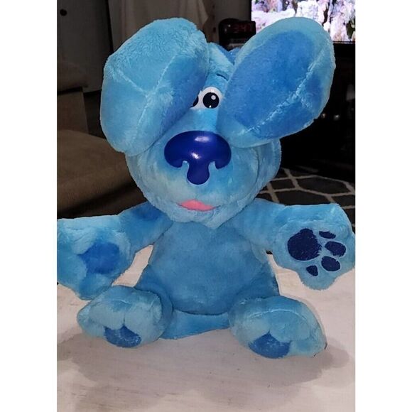 Blue's Clues & You! Peek-A-Blue Interactive 10" Plush Barks Plays Peek A Boo - Picture 5 of 8